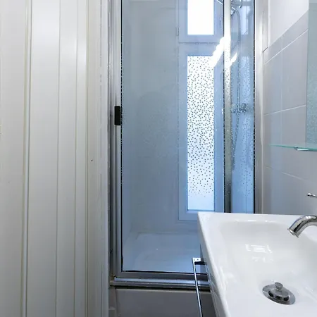 Le Studio D'alesia Apartman *